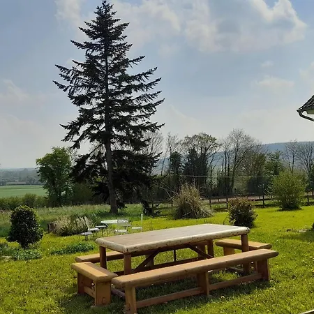 Gite Cottage Chaleureux En Pleine Campagne Vue Sur Les Monts Et Forets Et Le Chateau De Carrouges Exterior photo